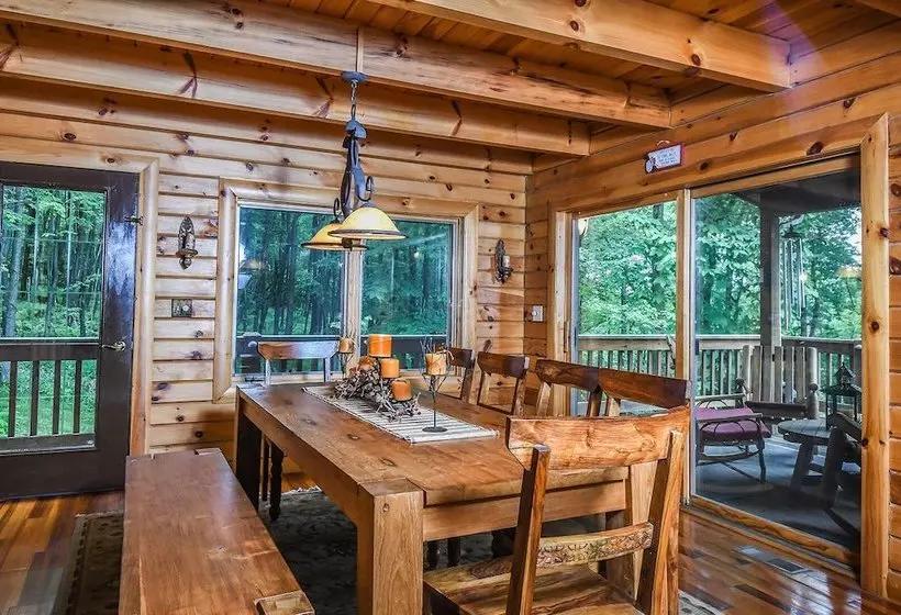 Cabernet Chalet