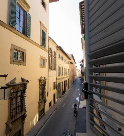 هتل Borgo Pinti Suites Le Stanze Dei Nobili