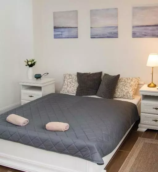 Aamiaismajoitus (B&B) Szépasszony Fogadó