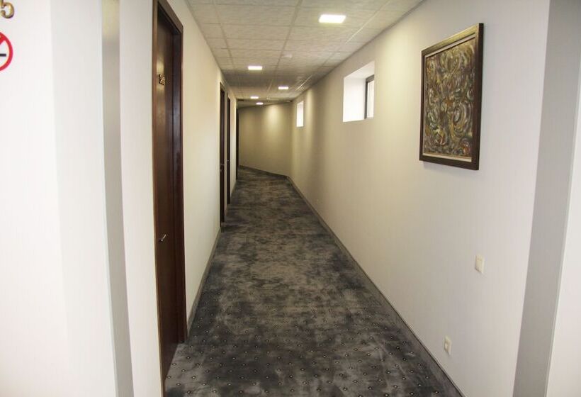 Nice Hotel Yerevan
