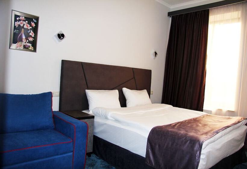 Nice Hotel Yerevan