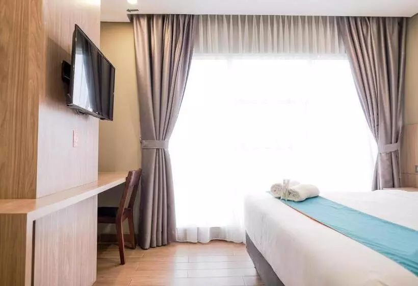 Sans Hotel Puri Indah Jakarta