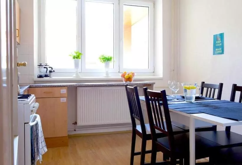 ユースホステル Internesto Brno