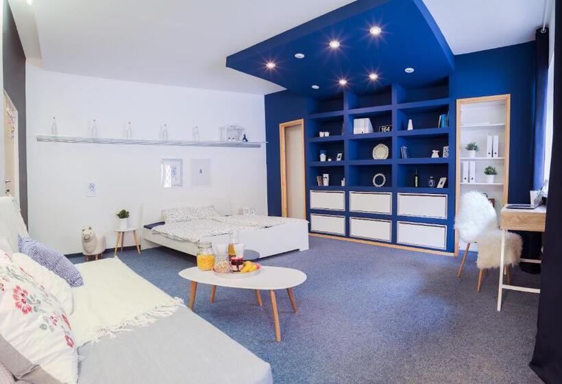 הוסטל Internesto Brno