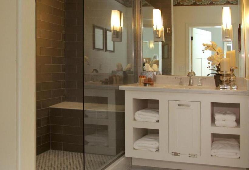 تختخواب و صبحانه The Grand Idyllwild Lodge