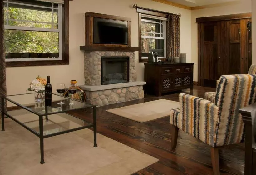 Aamiaismajoitus (B&B) The Grand Idyllwild Lodge