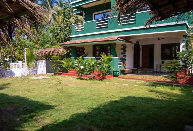 Green Nest Hostel, Baga   Arpora