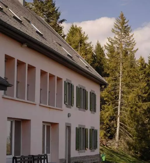 پانسیون Les ô Welches Côté Lac