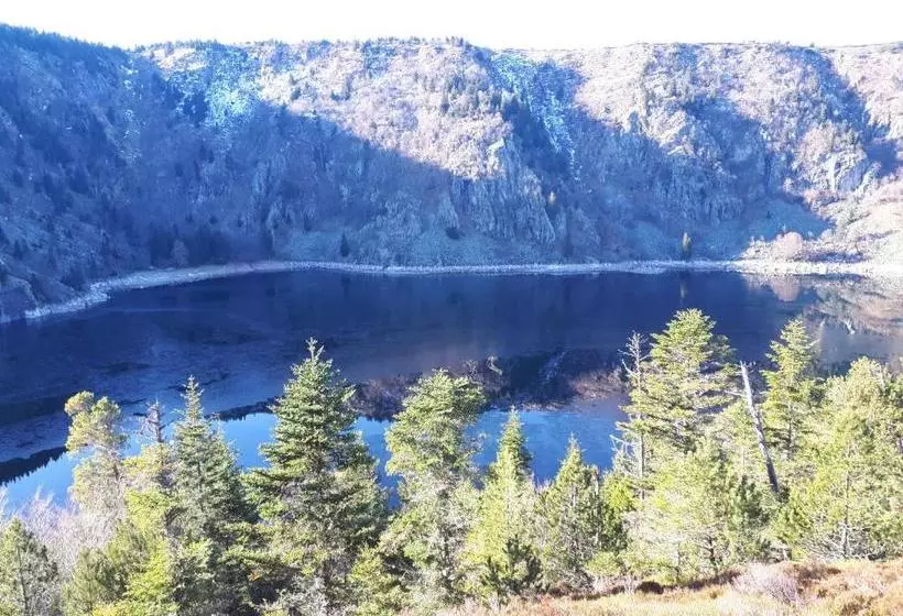 پانسیون Les ô Welches Côté Lac