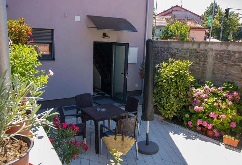 پانسیون Nana / Sobe & Apartmani