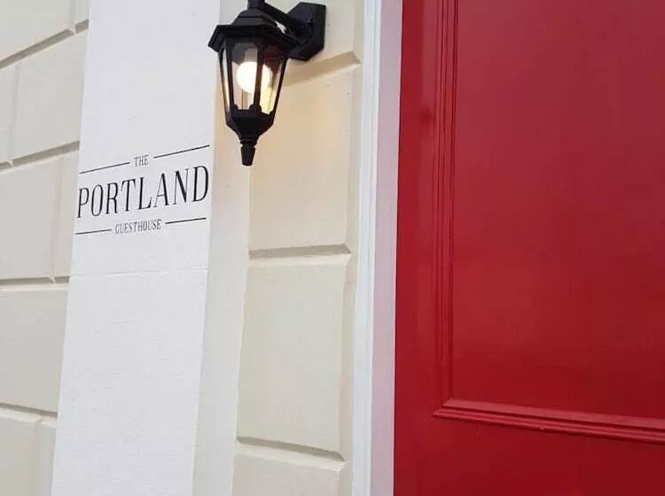 Majatalo The Portland Guesthouse