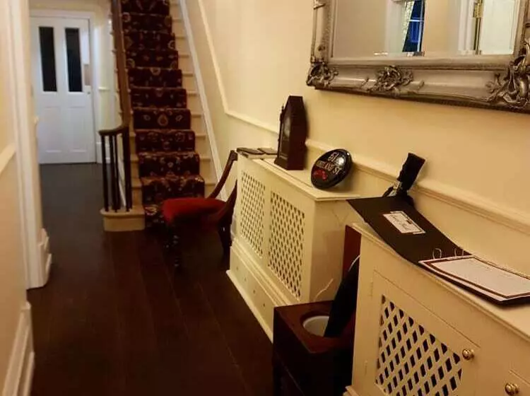 Majatalo The Portland Guesthouse