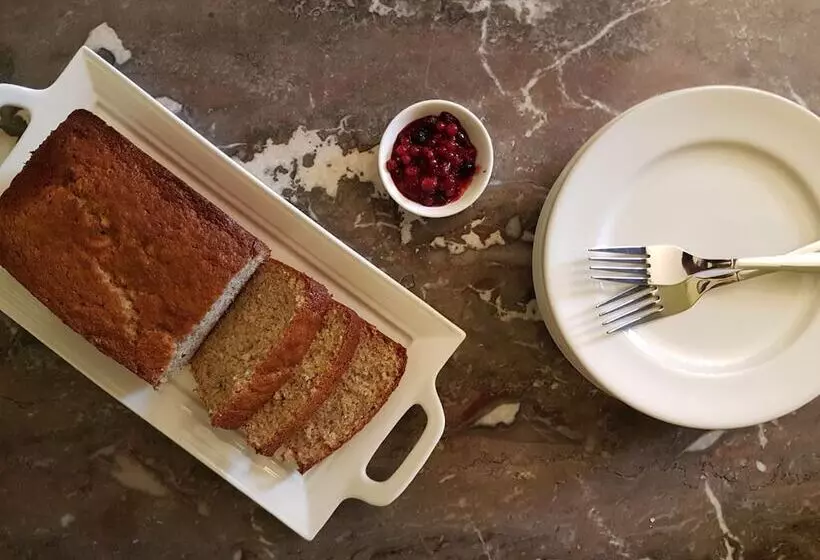 Majatalo The Portland Guesthouse