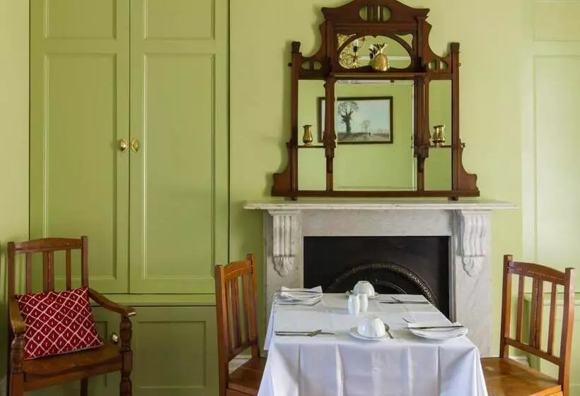 Majatalo The Portland Guesthouse