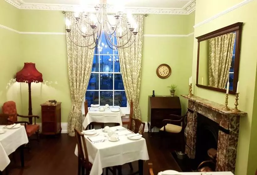 Majatalo The Portland Guesthouse