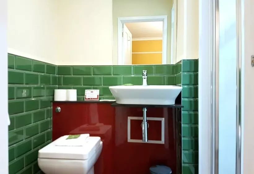 Majatalo The Portland Guesthouse