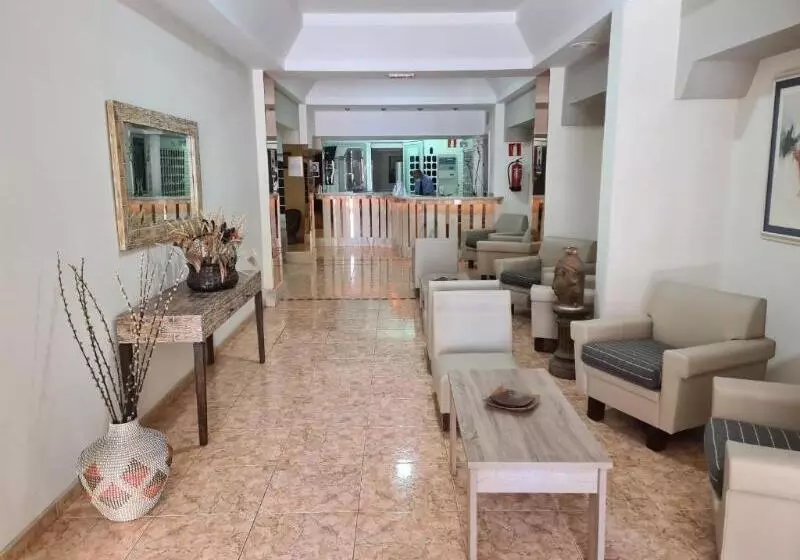 Apartamentos Catalina Park