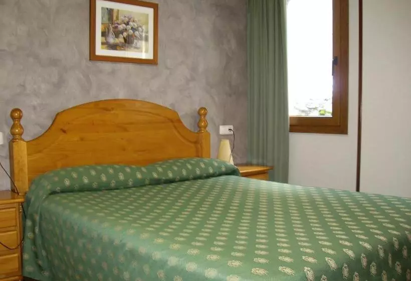 Apartaments Turistics Sant Roma