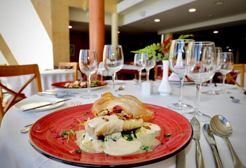 Grand Muthu Golf Plaza Hotel & Spa