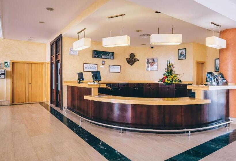 Grand Muthu Golf Plaza Hotel & Spa