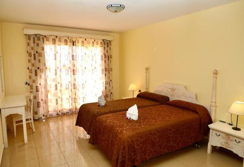 Grand Muthu Golf Plaza Hotel & Spa