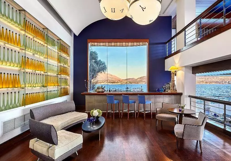 Grand Resort Lagonissi