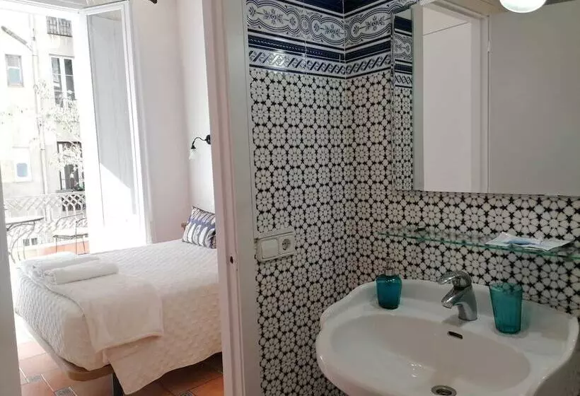 Хостел Casa Consell Gran Via, Guest House