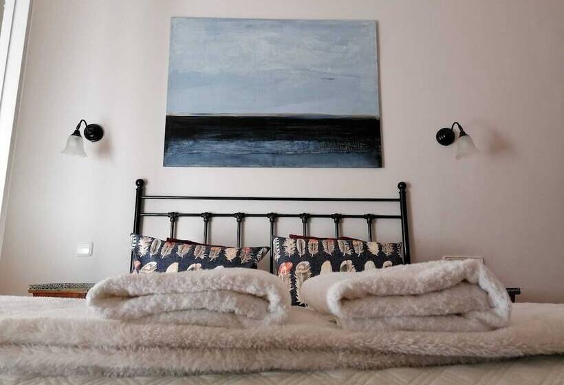 Хостел Casa Consell Gran Via, Guest House