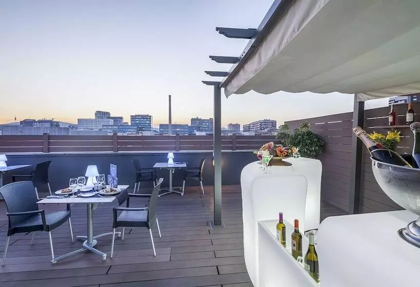 Отель Attica 21 Barcelona Mar