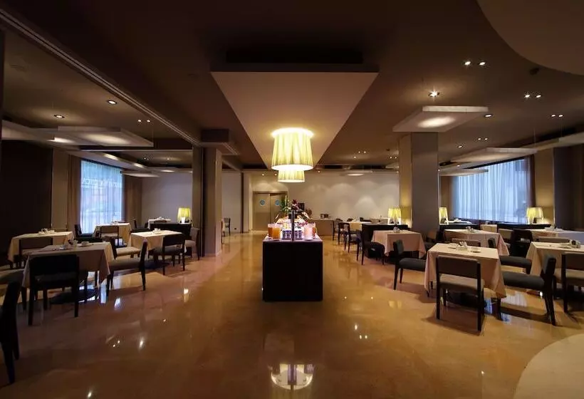 Отель Attica 21 Barcelona Mar