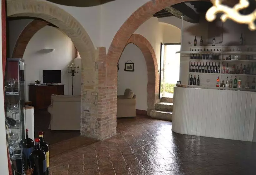 Отель Relais Castelbigozzi