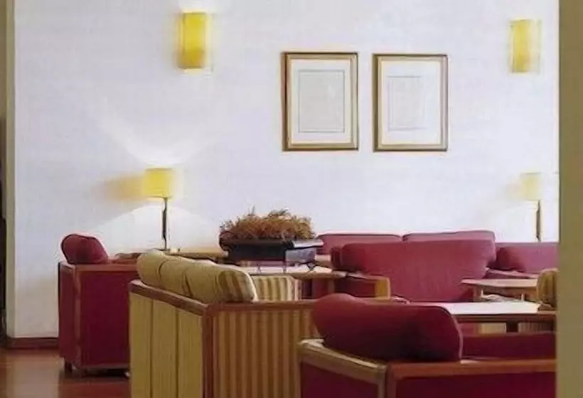 فندق Fortaleza de Almeida