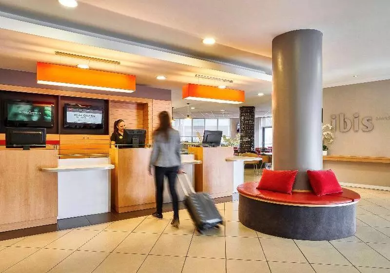 Отель Ibis Barcelona Meridiana