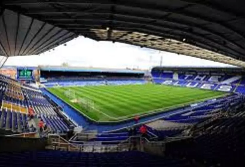 בית מלון כפרי Ibis Birmingham Bordesley Circus