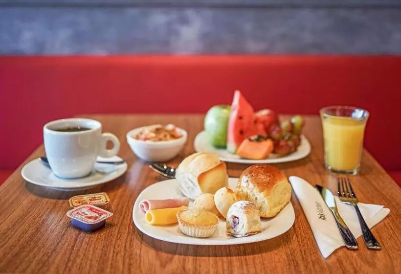 Hotel Ibis Guimaraes