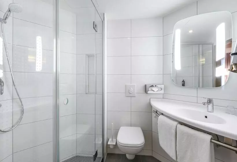 هتل Ibis Luebeck City