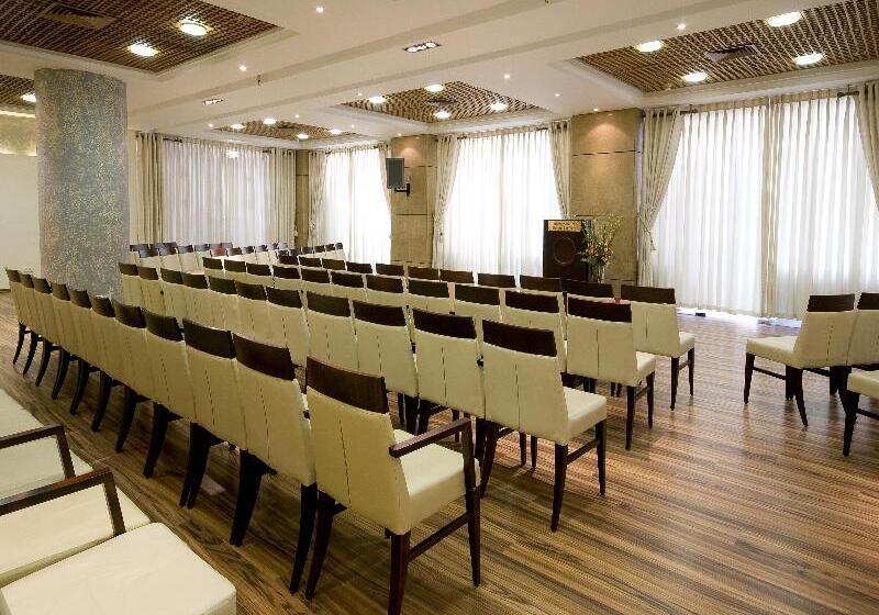 בית מלון כפרי Arena By The Beach