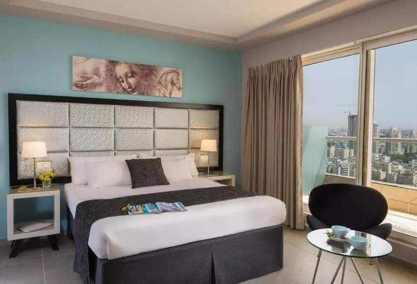 Hotel Arena By The Beach