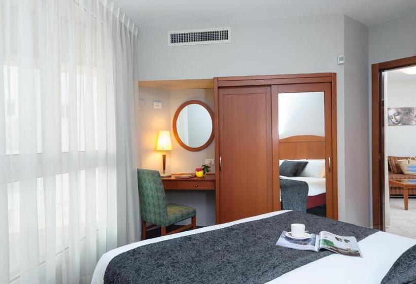 בית מלון כפרי Arena By The Beach