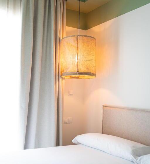 هتل Rooms By Jova