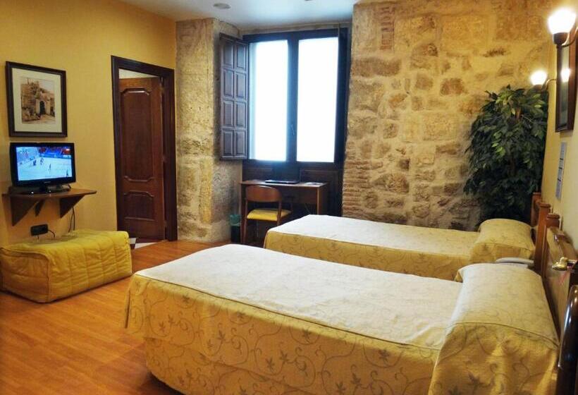 فندق Palacio Antigua Audiencia