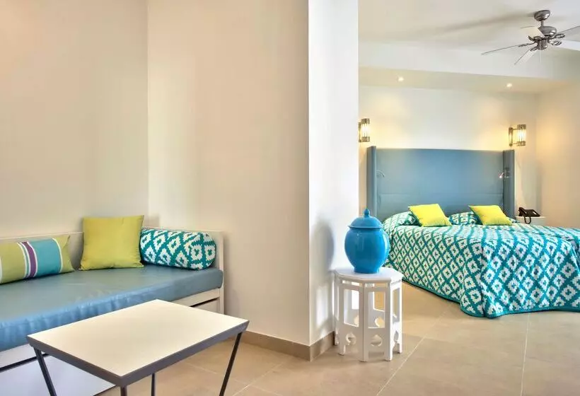 Db San Antonio Hotel + Spa All Inclusive