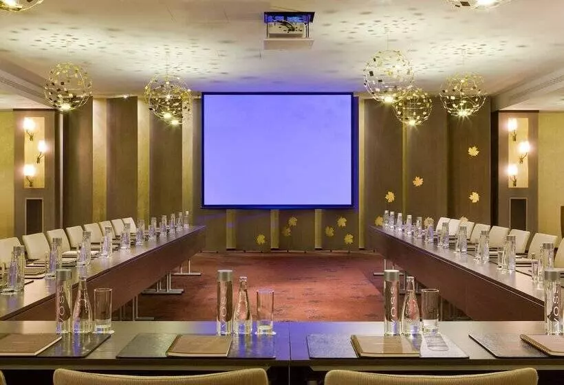 Hotel Sofitel Warsaw Victoria