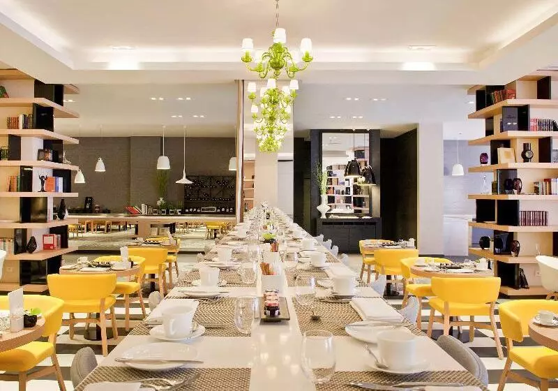 Hotel Sofitel Warsaw Victoria