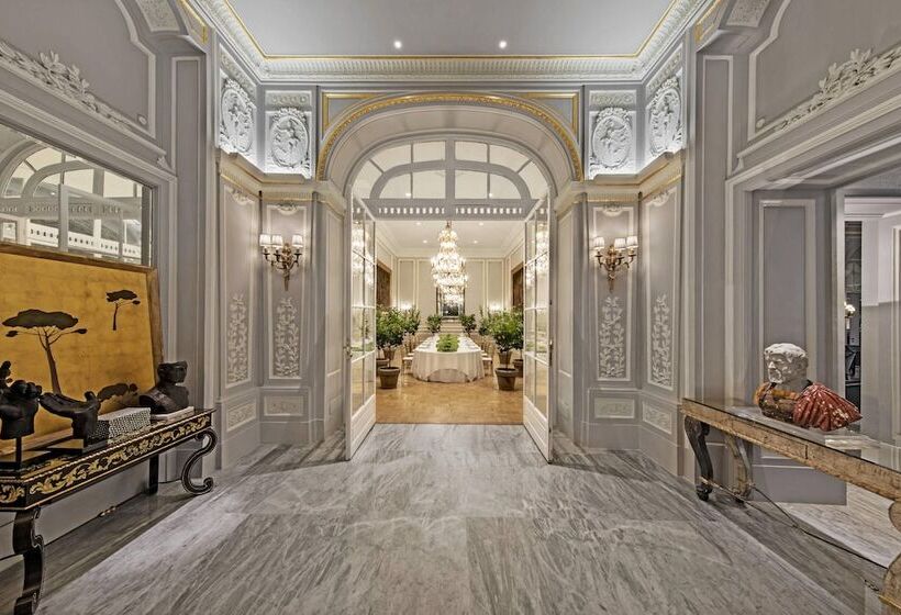 בית מלון כפרי The St. Regis Rome