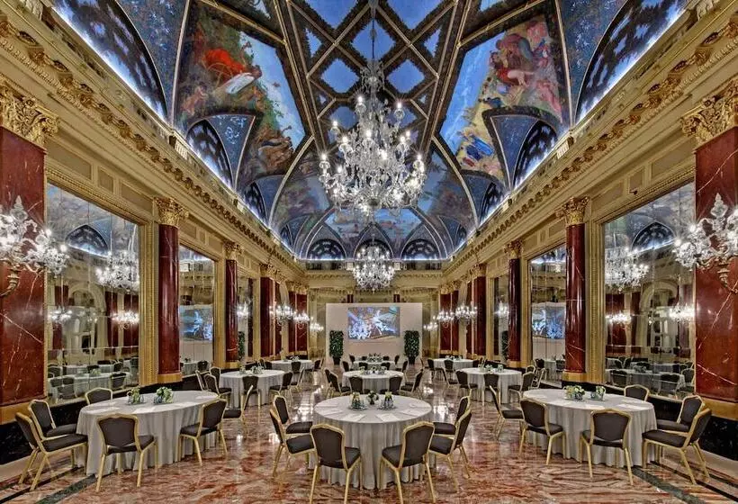 酒店 The St. Regis Rome