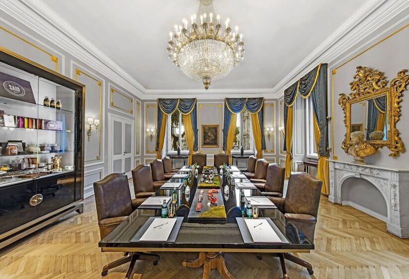 בית מלון כפרי The St. Regis Rome