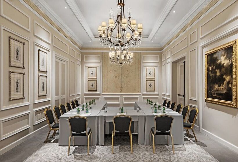 בית מלון כפרי The St. Regis Rome