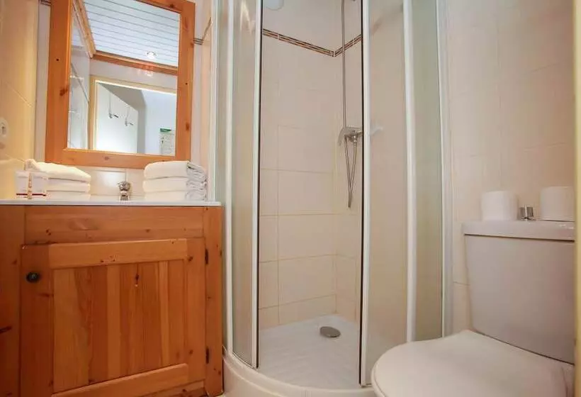 住所  Résidence Odalys Chalet Alpina