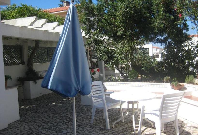 بنسيون A Casinha